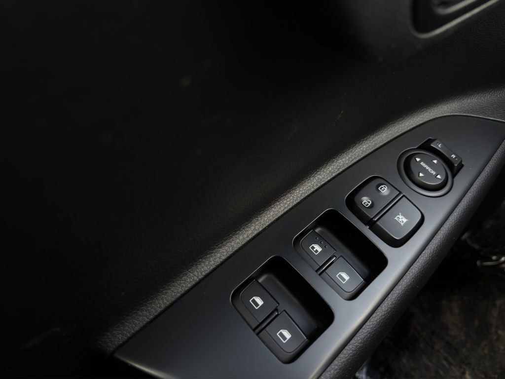 Used 2020 Kia Rio S image 17