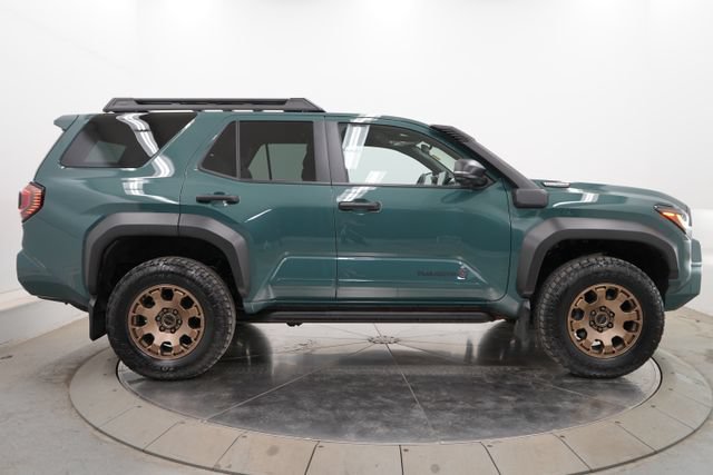 Used 2025 Toyota 4Runner Trailhunter AWD/4WD image 8