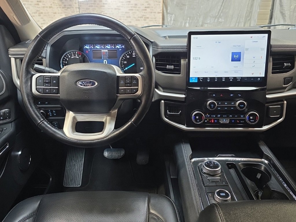 Used 2024 Ford Expedition XLT image 18