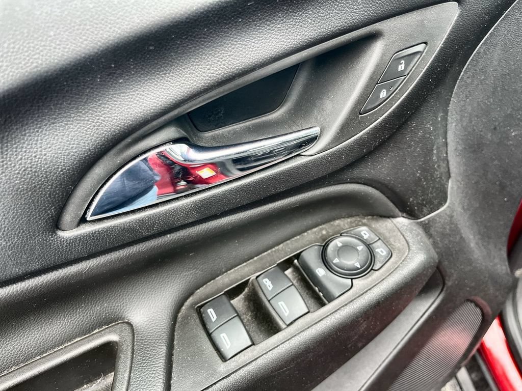 Used 2023 Chevrolet Equinox LT FWD image 22