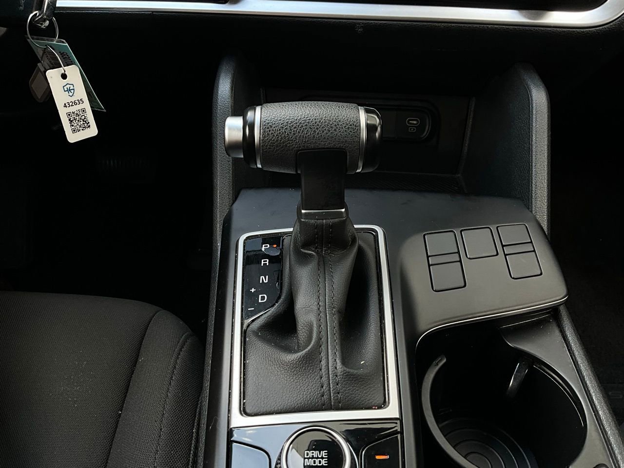 Used 2025 Kia Sportage LX image 22