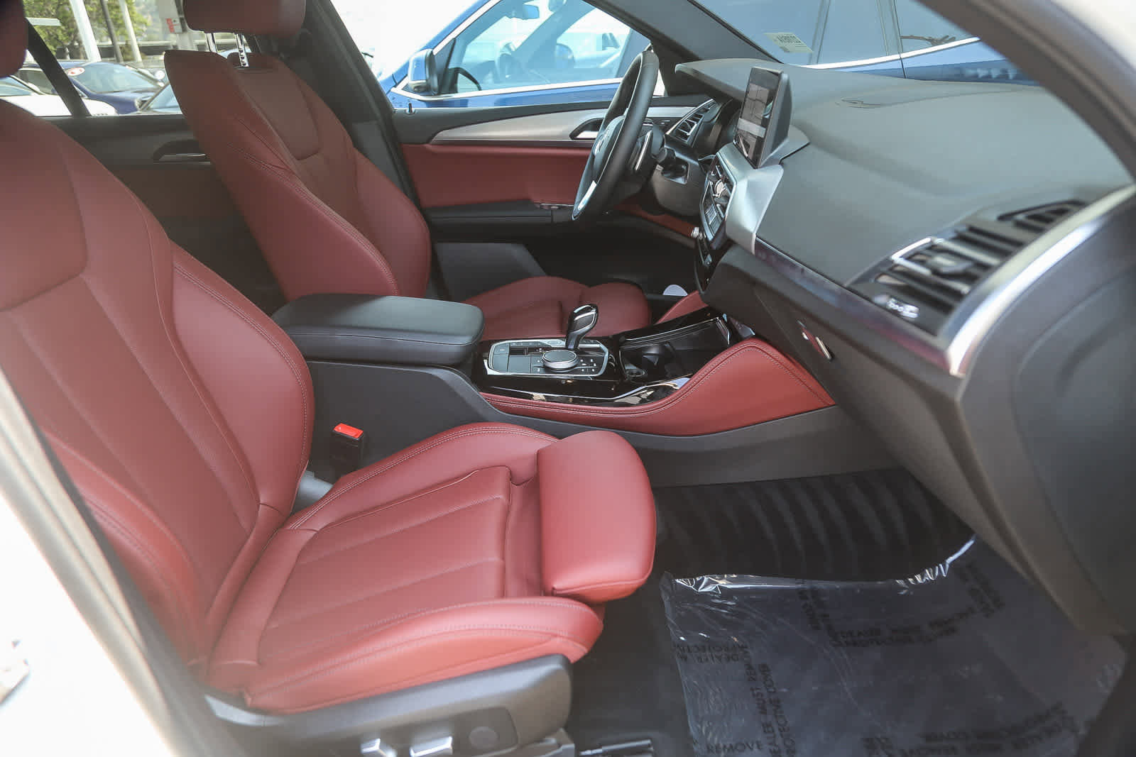 Certified 2023 BMW X4 xDrive30i w/ Premium Package image 13