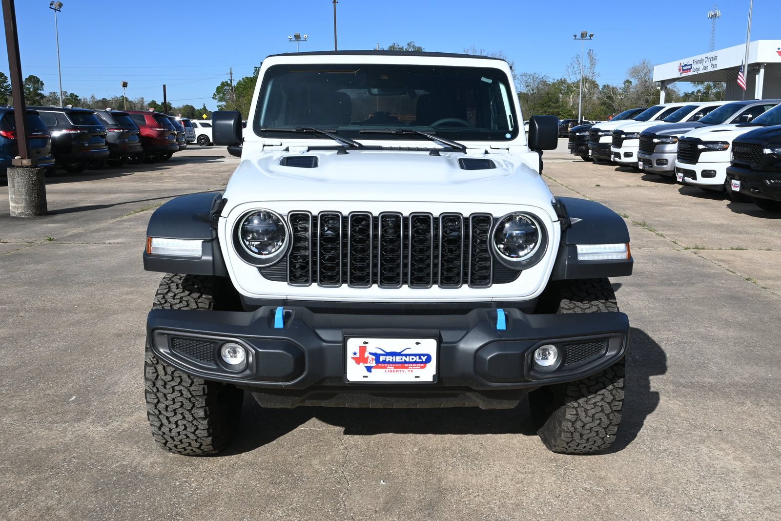 New 2025 Jeep Wrangler Unlimited Rubicon 4xe w/ Safety Group AWD/4WD image 5