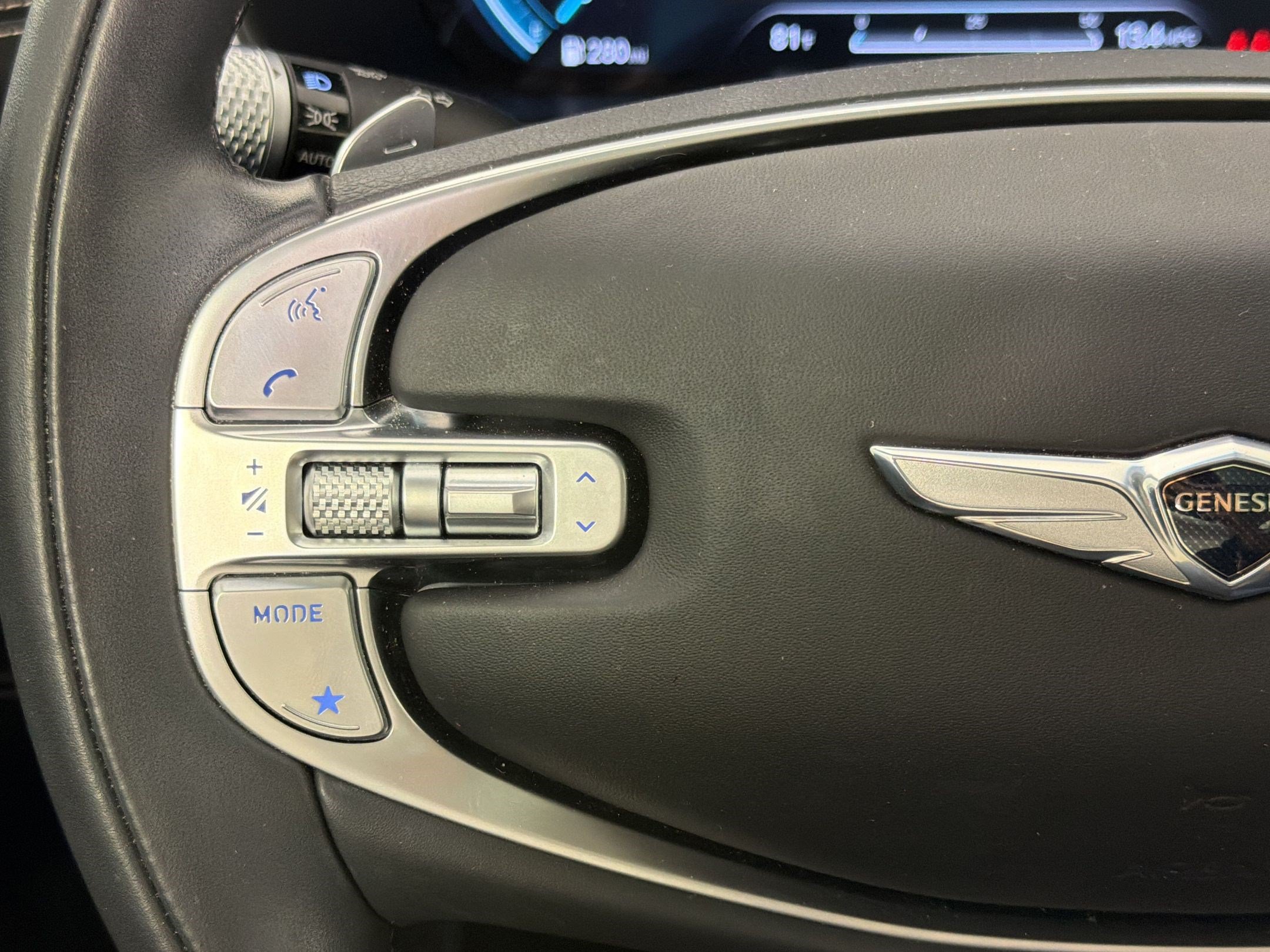 Used 2024 Genesis GV80 3.5T w/ Prestige Package AWD/4WD image 17