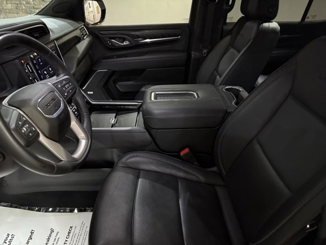 Used 2024 GMC Yukon Denali w/ Max Trailering Package image 23