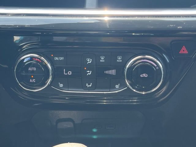 Used 2025 Chevrolet Trax RS w/ Driver Confidence Package FWD image 27
