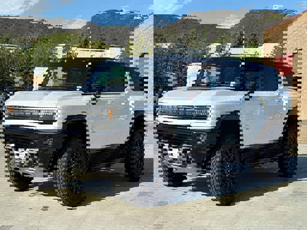 Used 2026 GMC Hummer EV SUV image 4
