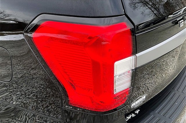 Used 2024 Ford Expedition Max XLT image 30
