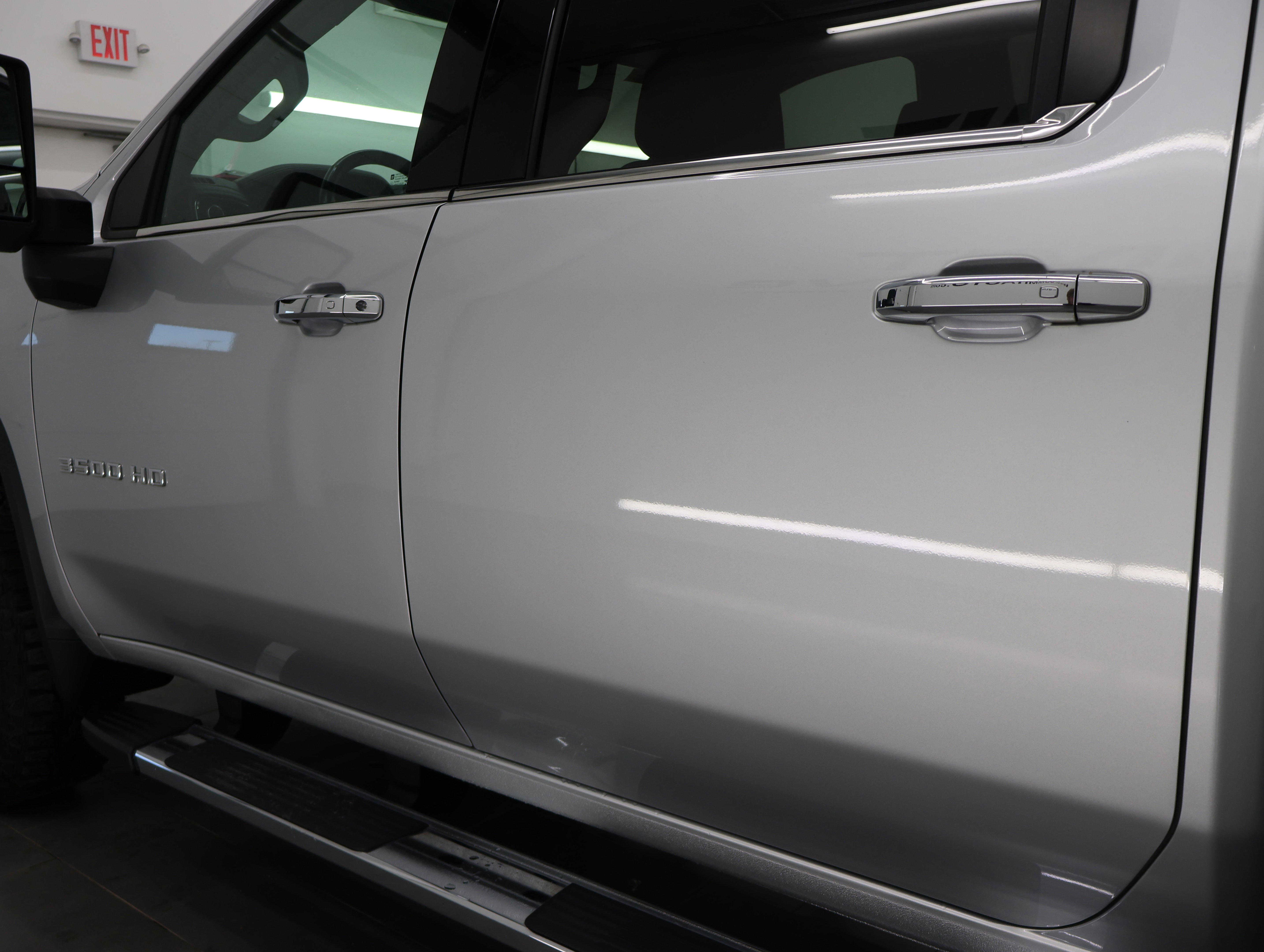 Used 2020 Chevrolet Silverado 3500 LTZ w/ LTZ Plus Package AWD/4WD image 36