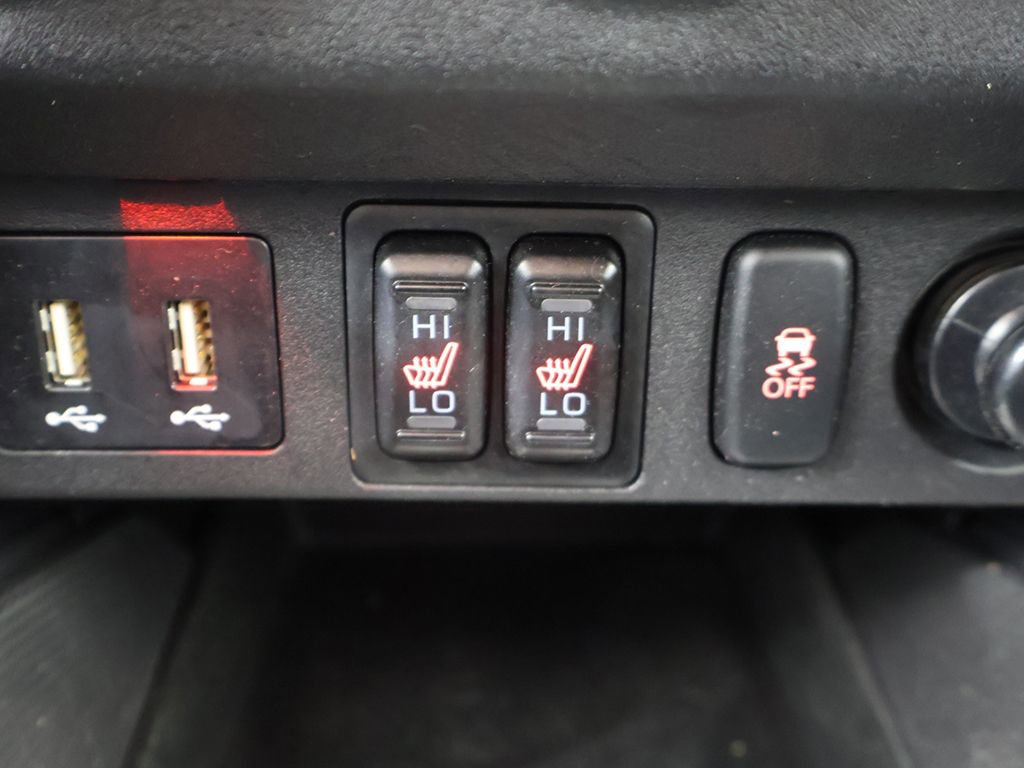 Used 2024 Mitsubishi Outlander Sport LE AWD/4WD image 41