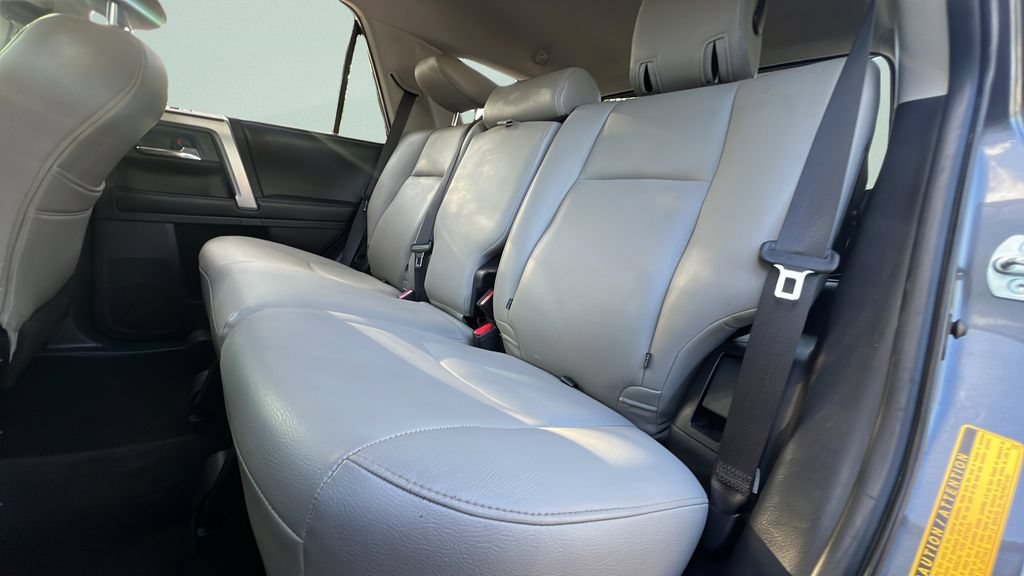 Used 2016 Toyota 4Runner SR5 RWD image 9