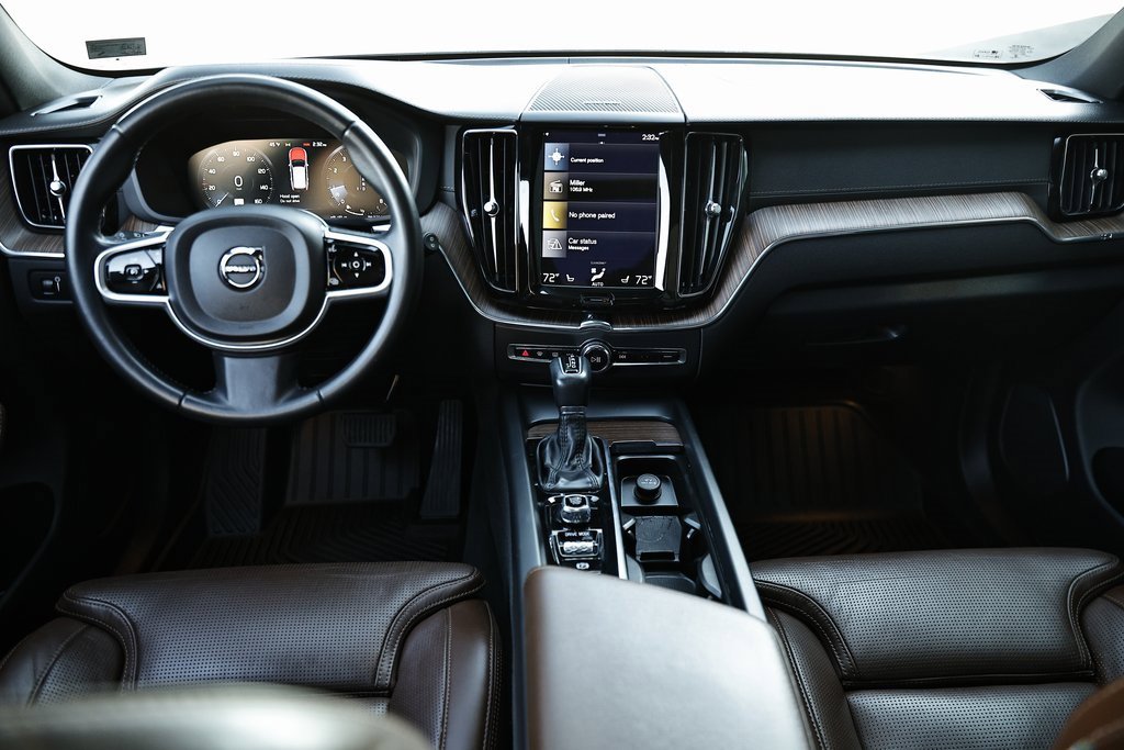 Used 2021 Volvo XC60 T5 Inscription w/ Protection Package Premier image 29