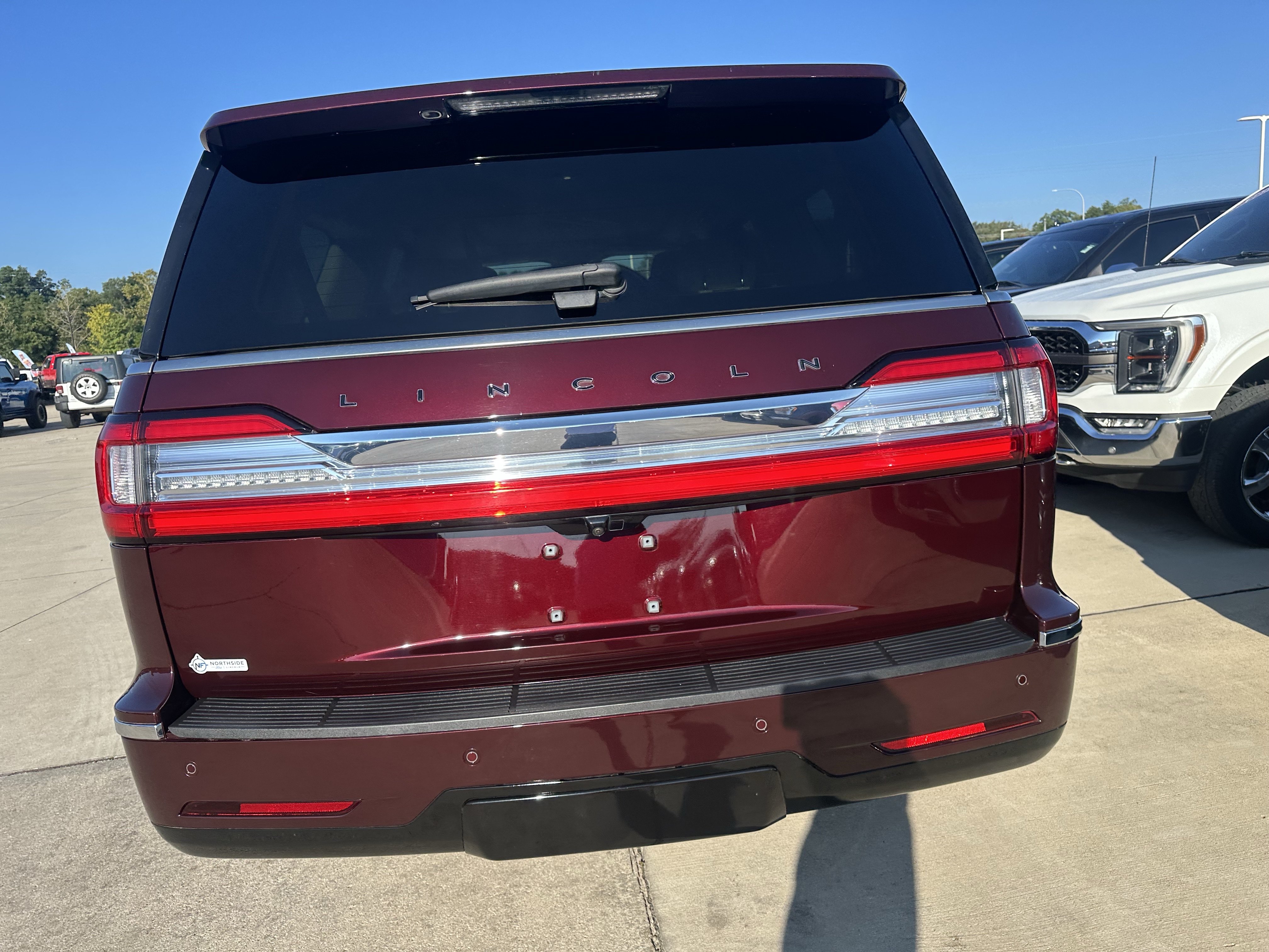 Used 2021 Lincoln Navigator L Black Label w/ Cargo Convenience Package AWD/4WD image 6