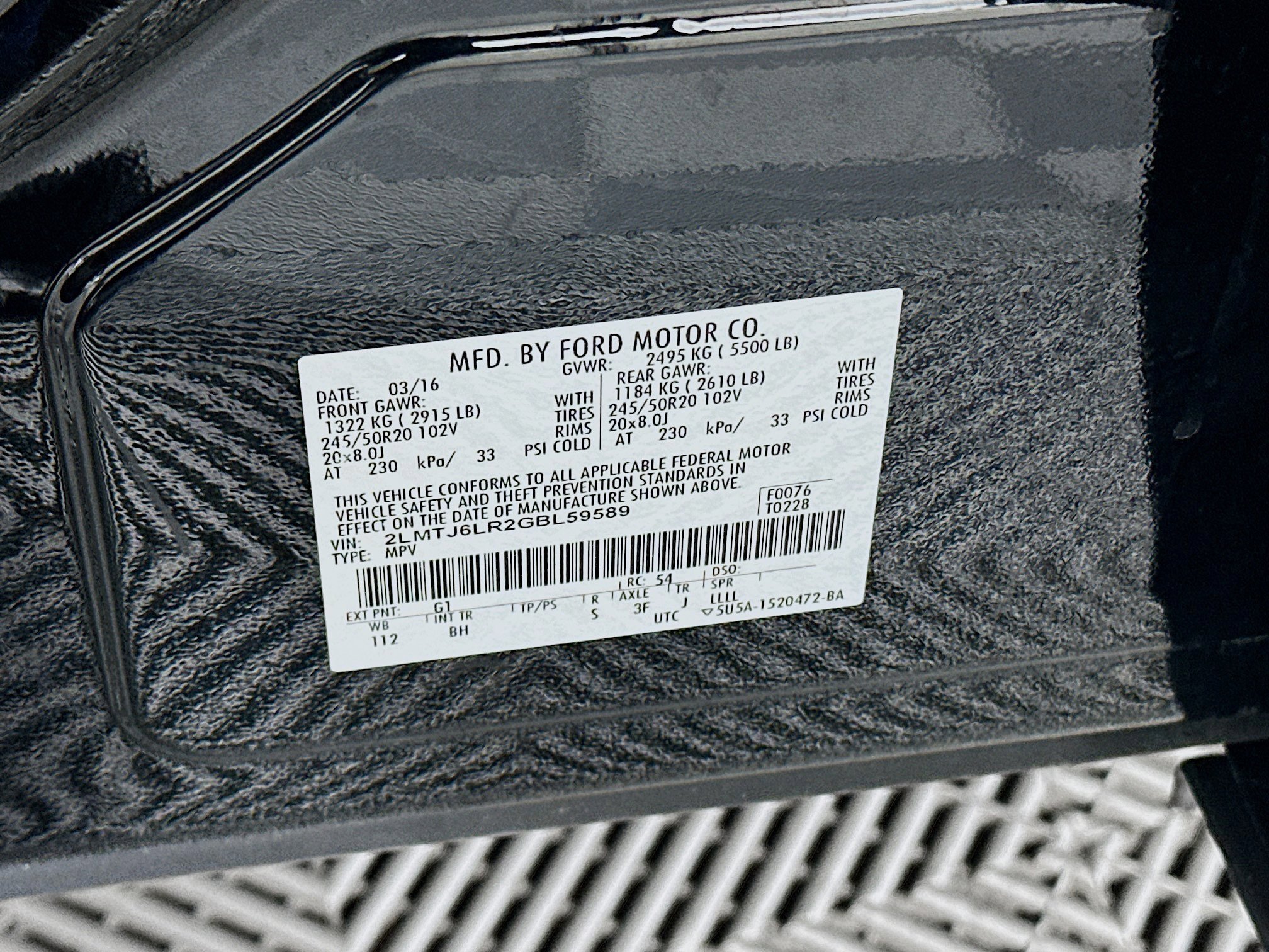 Used 2016 Lincoln MKX Reserve w/ Driver Assistance Package image 12