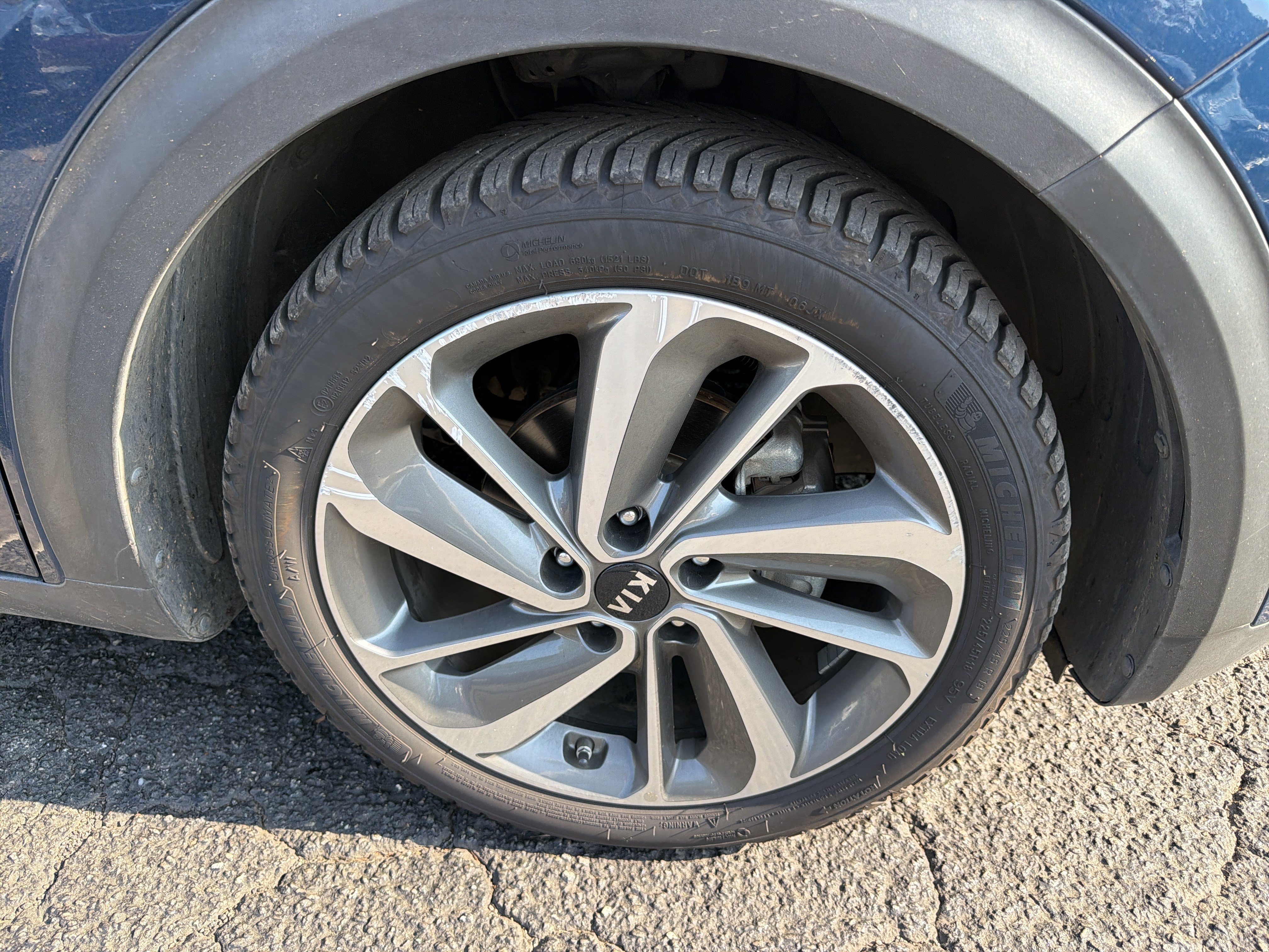 Used 2018 Kia Niro Touring FWD image 9