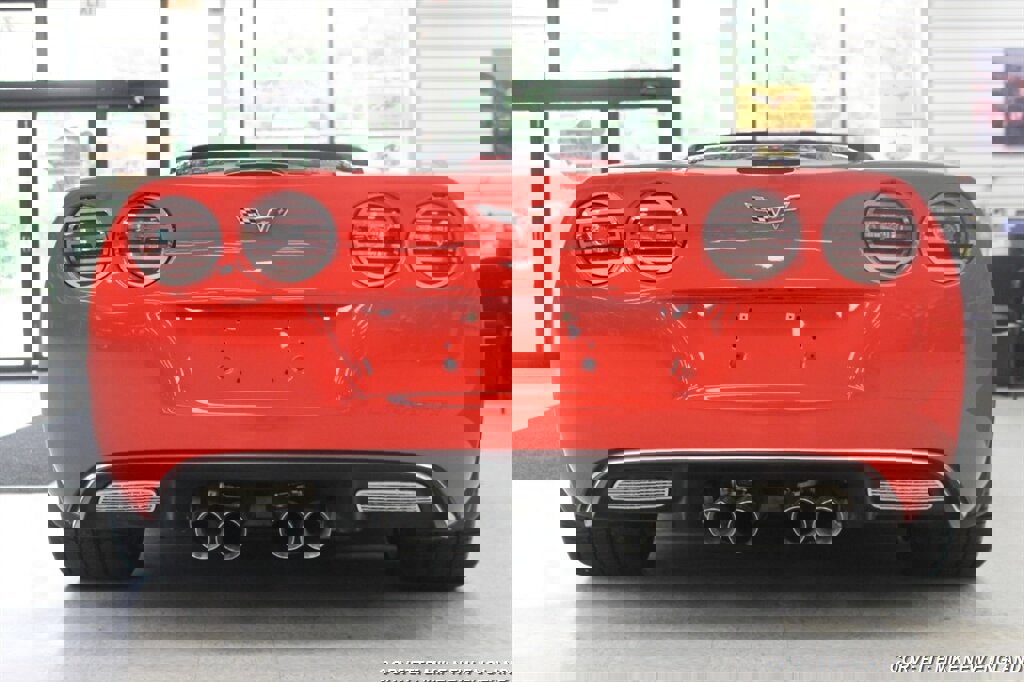 Used 2010 Chevrolet Corvette Grand Sport w/ Preferred Equipment Group image 7