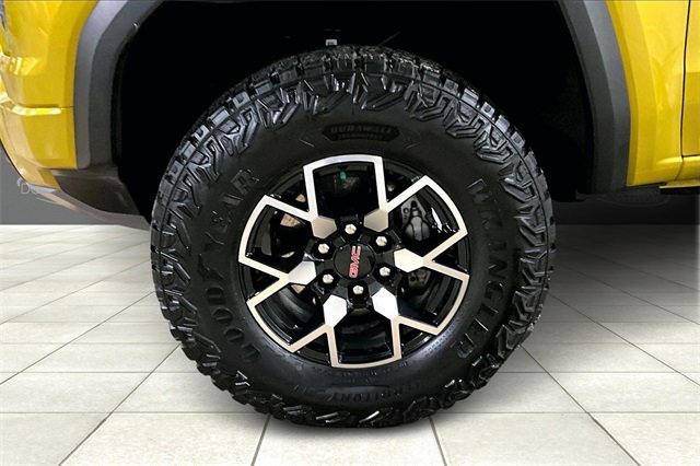Certified 2024 GMC Canyon AT4X image 10