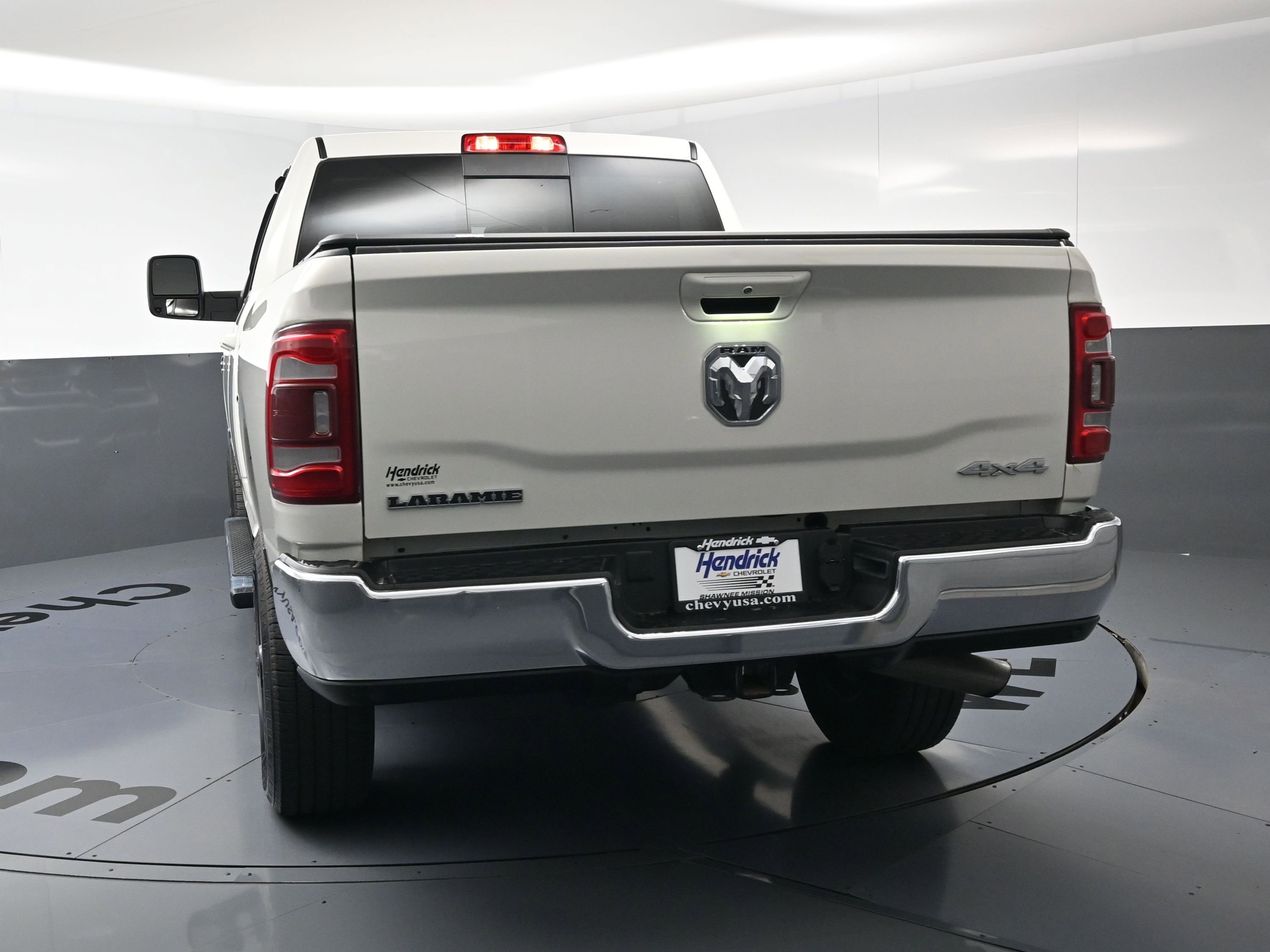 Used 2024 RAM 2500 Laramie AWD/4WD image 8