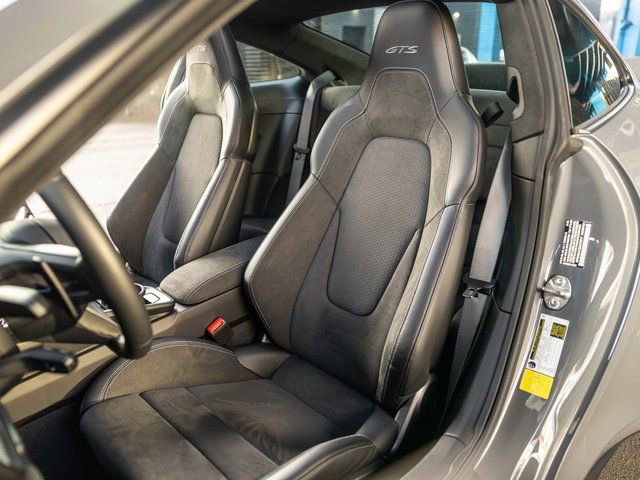 Used 2025 Porsche 911 Carrera 4 GTS image 5