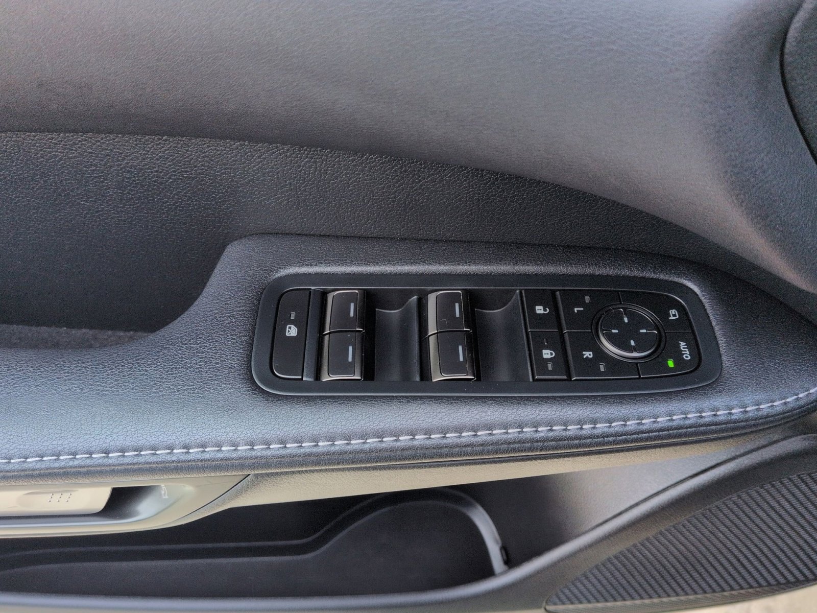 Used 2023 Lexus RX 350 AWD image 15