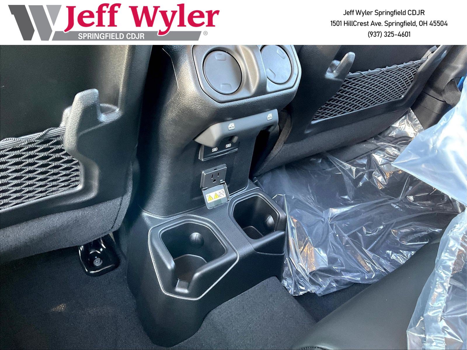New 2027 Jeep Gladiator Rubicon w/ Safety Group AWD/4WD image 25