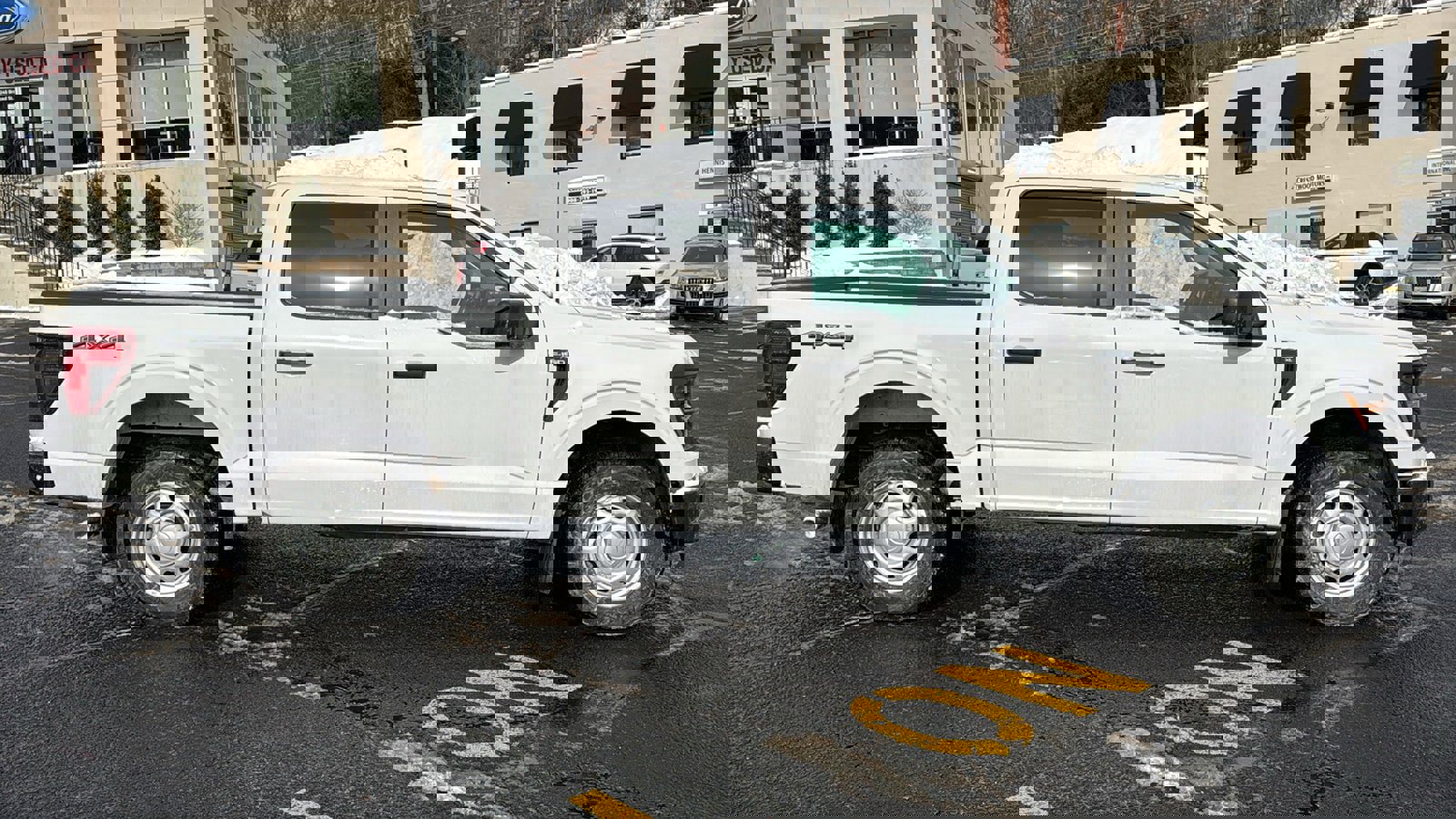 Used 2024 Ford F150 XL image 5