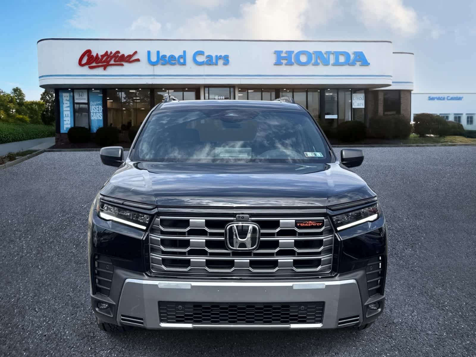 Used 2026 Honda Pilot TrailSport image 8