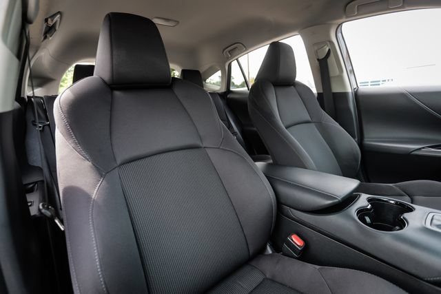 Used 2023 Toyota Venza LE AWD/4WD image 57