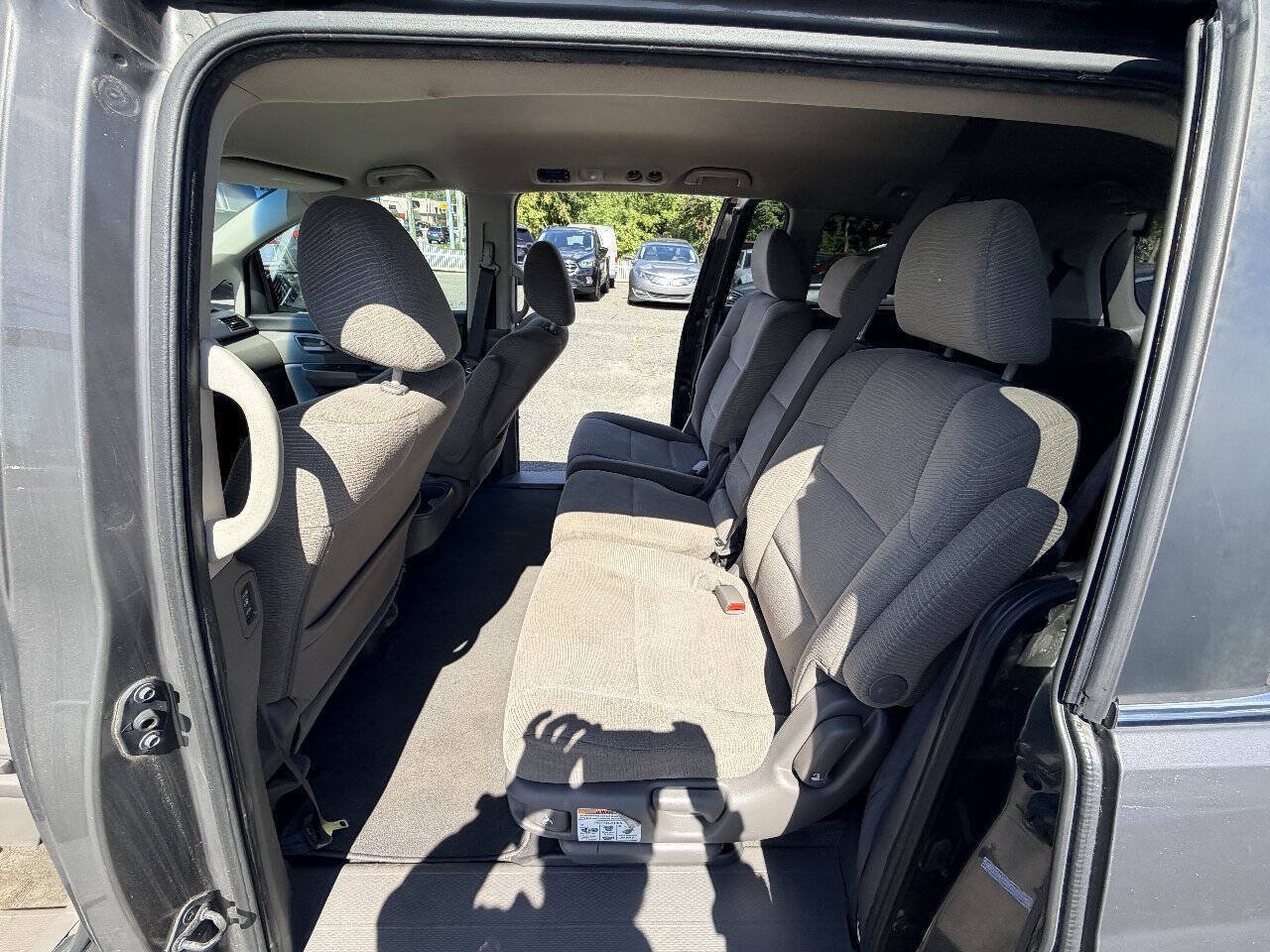 Used 2011 Honda Odyssey EX image 30