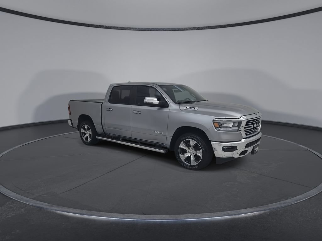 Used 2023 RAM 1500 Laramie AWD/4WD image 4