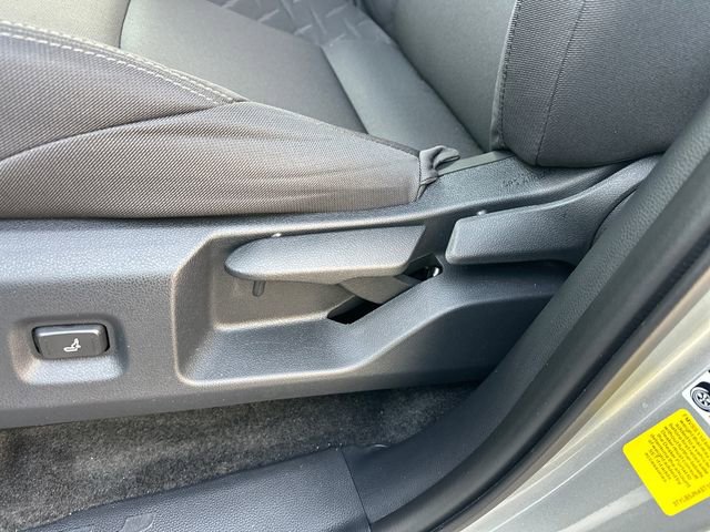 Used 2025 Toyota Tacoma SR5 image 15