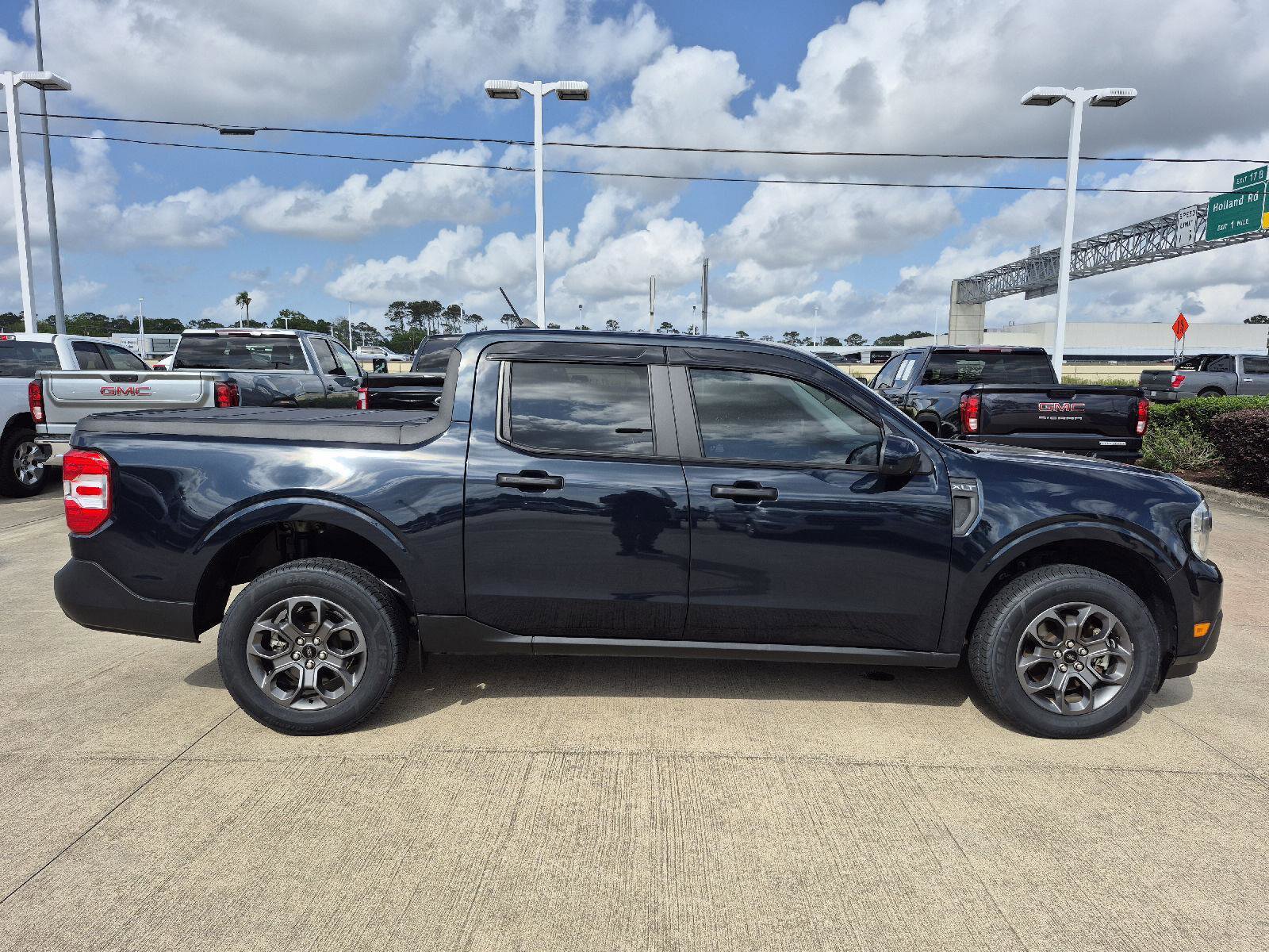 Certified 2023 Ford Maverick XLT w/ XLT Luxury Package image 14