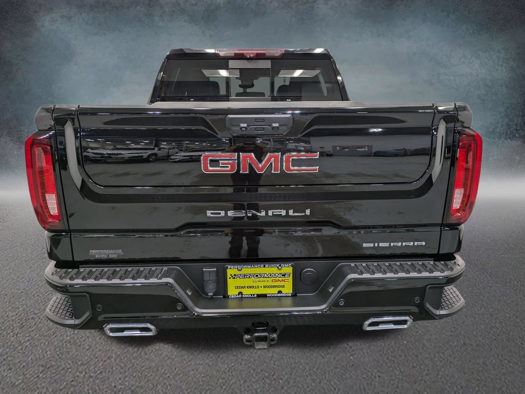 Used 2023 GMC Sierra 1500 Denali w/ Technology Package AWD/4WD image 5