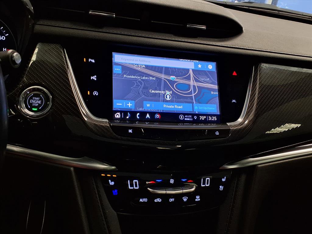 Certified 2024 Cadillac XT6 Sport w/ Technology Package image 26