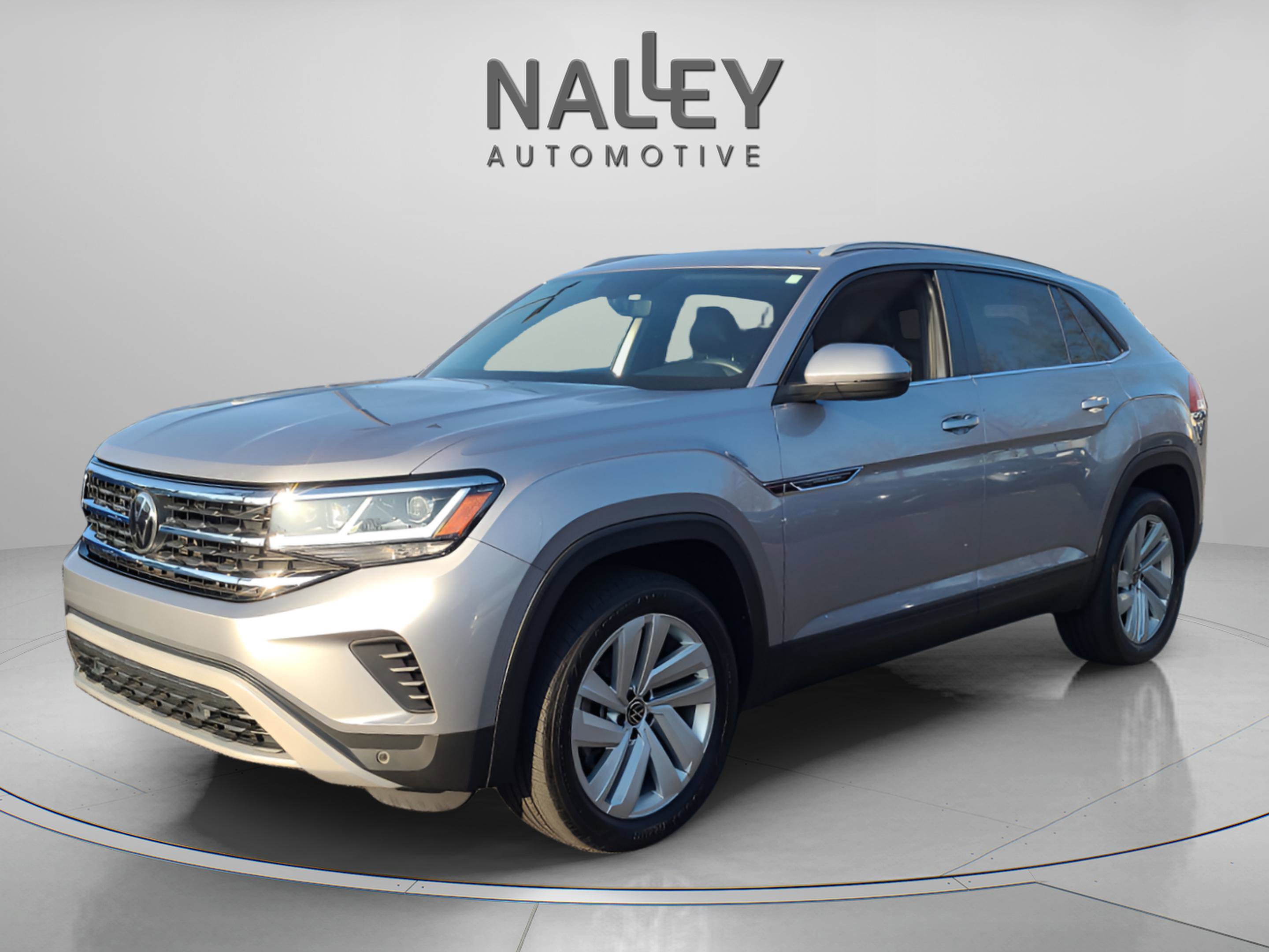 Used 2022 Volkswagen Atlas Cross Sport SE w/ Panoramic Sunroof Package