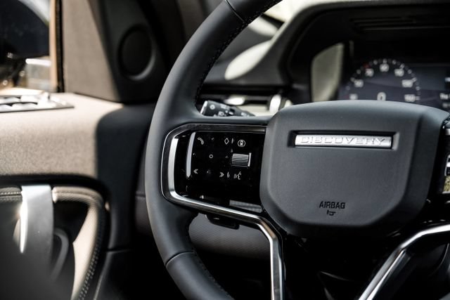 New 2026 Land Rover Discovery Sport Landmark AWD/4WD image 22