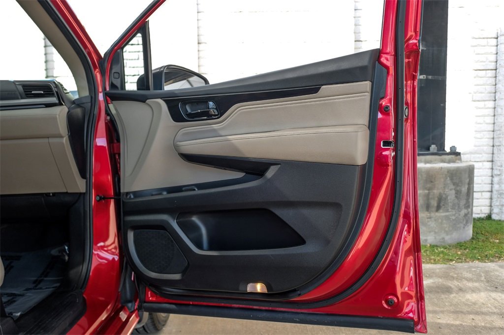 Used 2023 Honda Odyssey Touring image 48