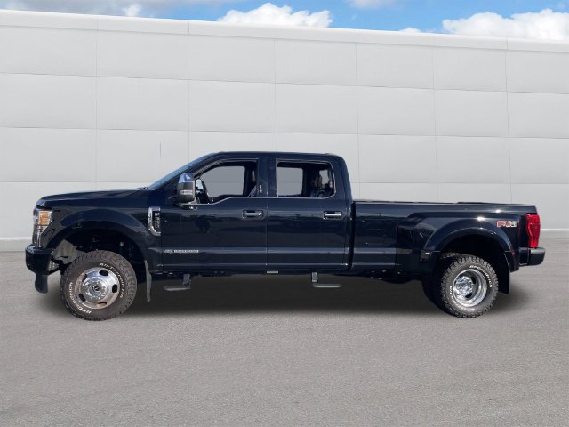 Used 2022 Ford F350 Platinum AWD/4WD image 2