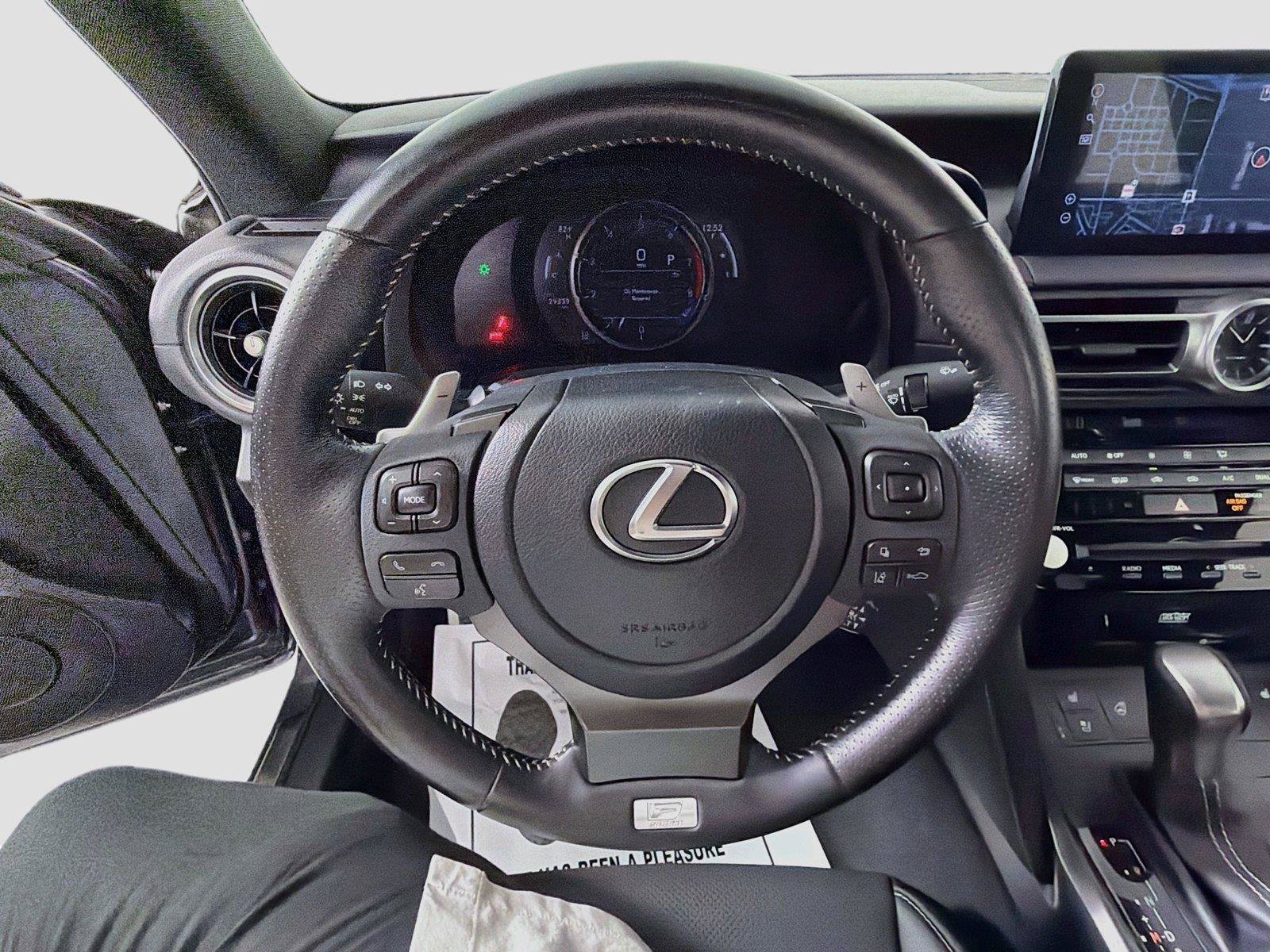 Used 2022 Lexus IS 350 F Sport RWD image 11