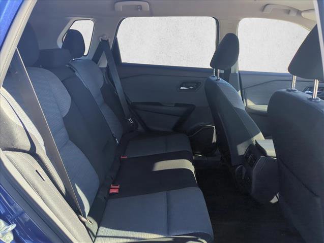 Used 2023 Nissan Rogue SV image 22