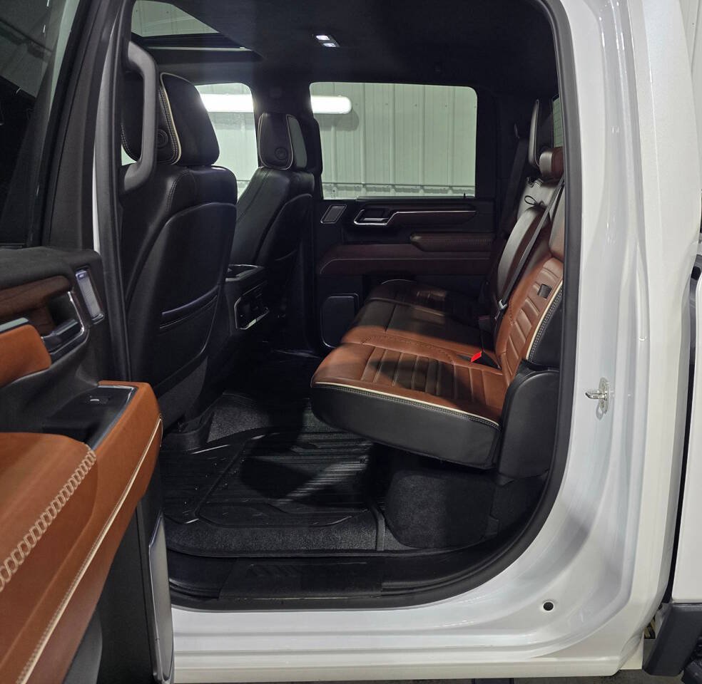 Used 2024 GMC Sierra 2500 Denali Ultimate AWD/4WD image 10