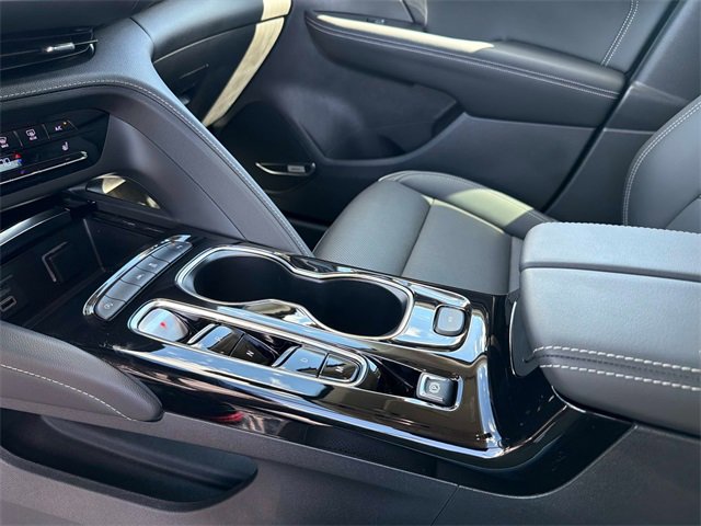 Used 2022 Buick Envision Essence w/ Technology Package I image 24