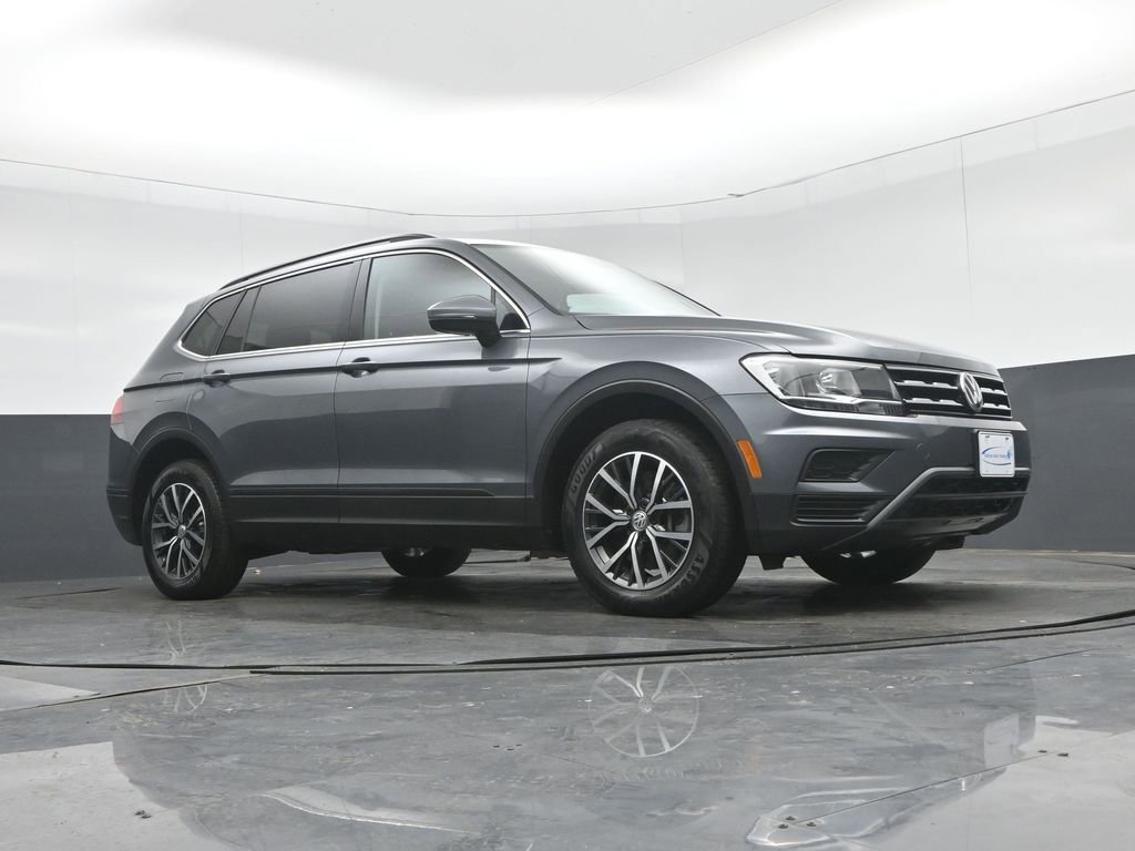 Used 2019 Volkswagen Tiguan SE AWD/4WD image 64