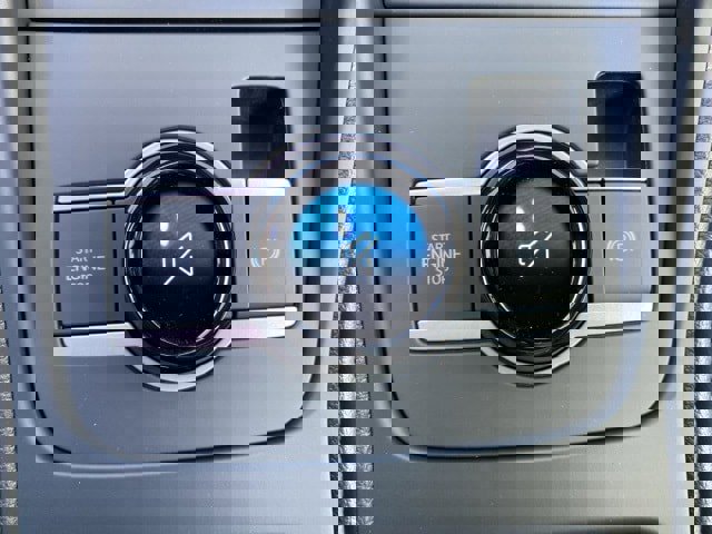 New 2025 Volkswagen Tiguan SE R-Line image 36