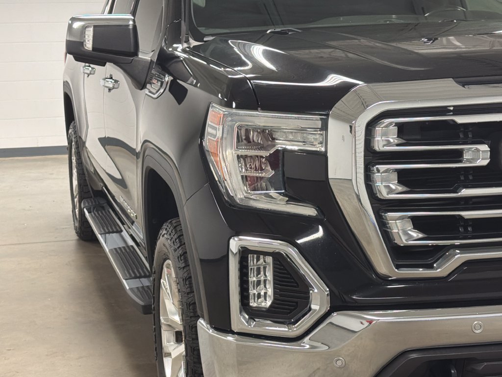 Used 2019 GMC Sierra 1500 SLT w/ SLT Premium Plus Package AWD/4WD image 5