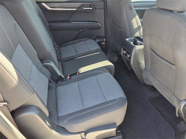 Used 2025 GMC Acadia Elevation image 15