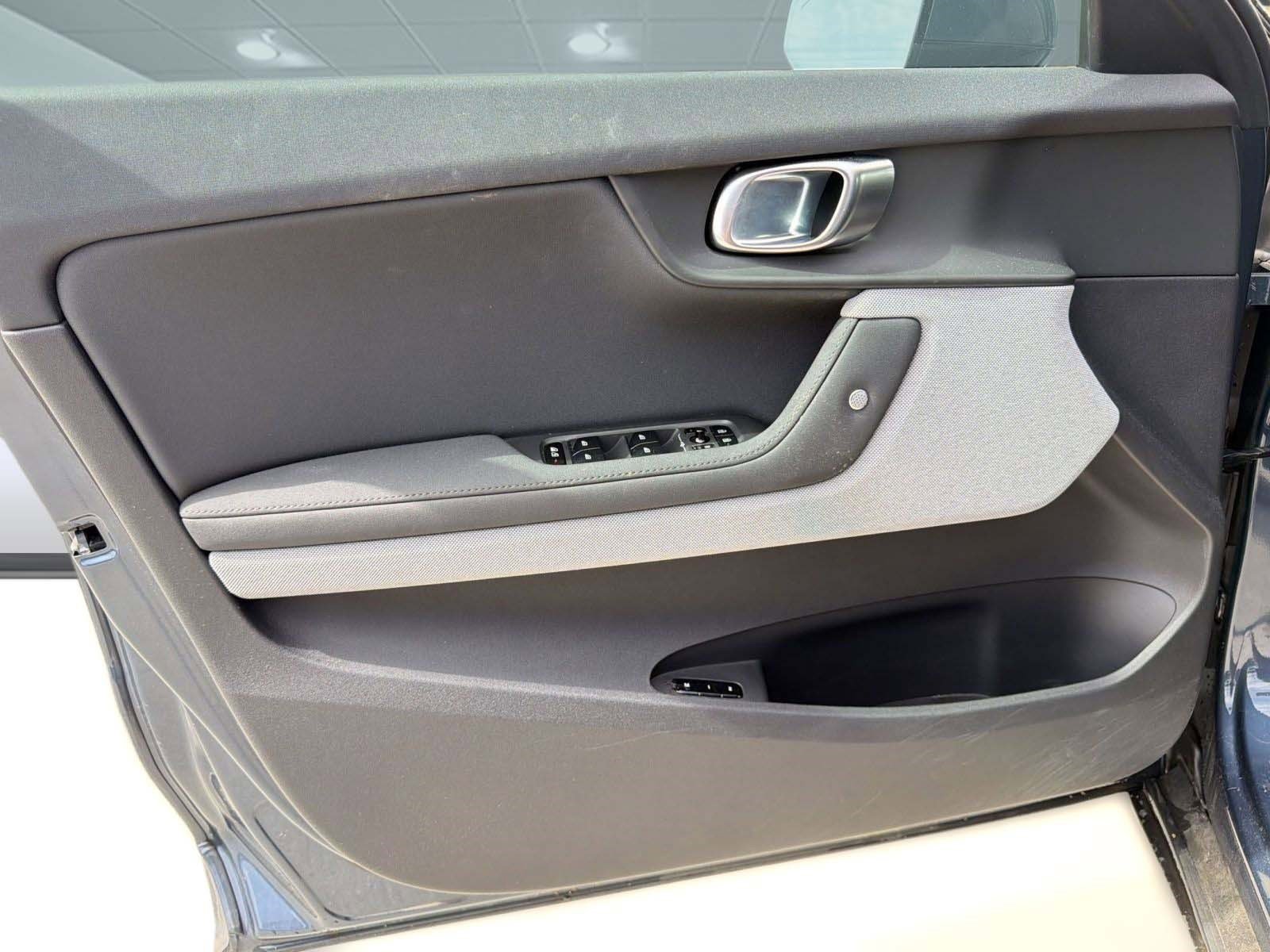 Used 2023 Polestar Polestar 2 w/ Pilot Pack image 22