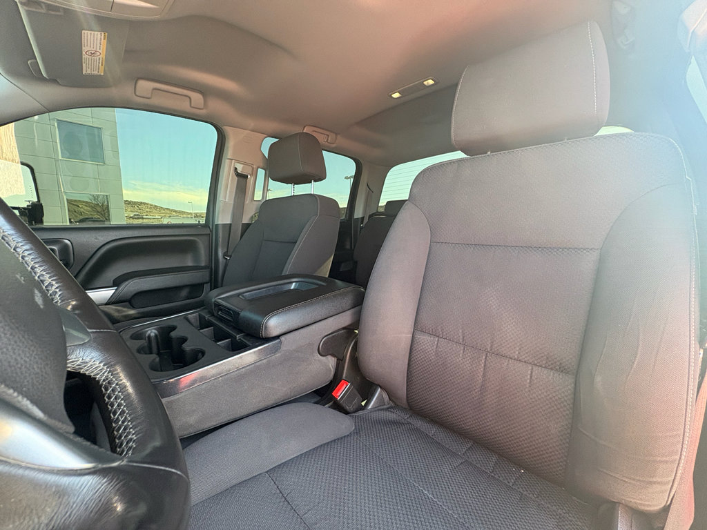 Used 2018 Chevrolet Silverado 2500 LT w/ LT Convenience Package AWD/4WD image 16