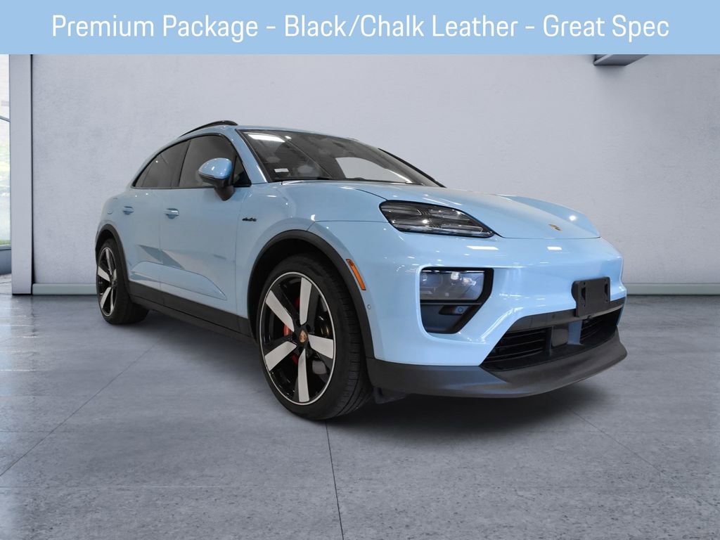 Used 2025 Porsche Macan 4S Electric AWD/4WD image 7