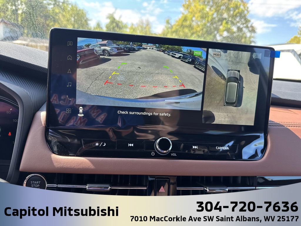New 2025 Mitsubishi Outlander SEL image 28